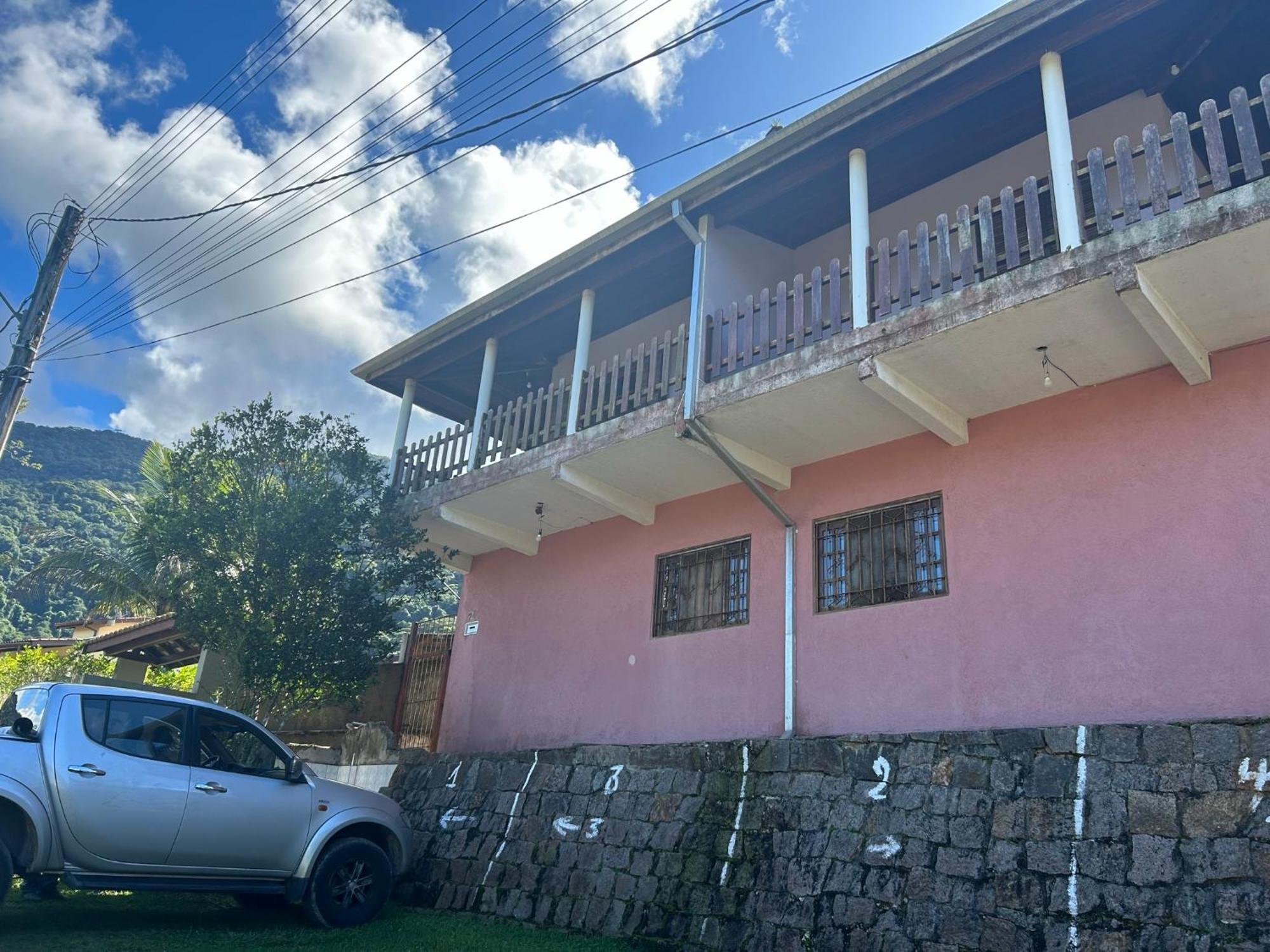 Sobrado e Casa em Ubatuba Exterior foto