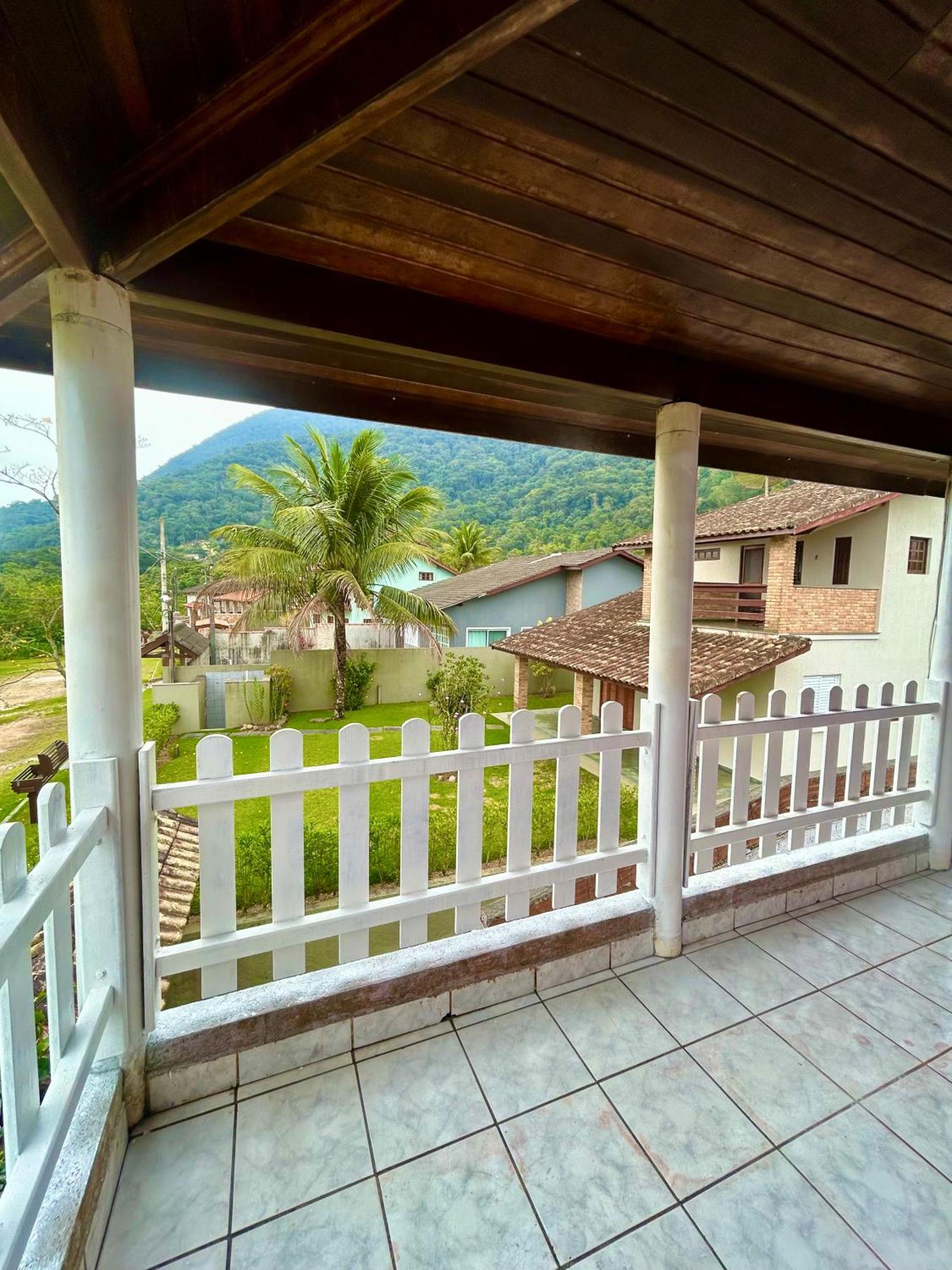 Sobrado e Casa em Ubatuba Exterior foto